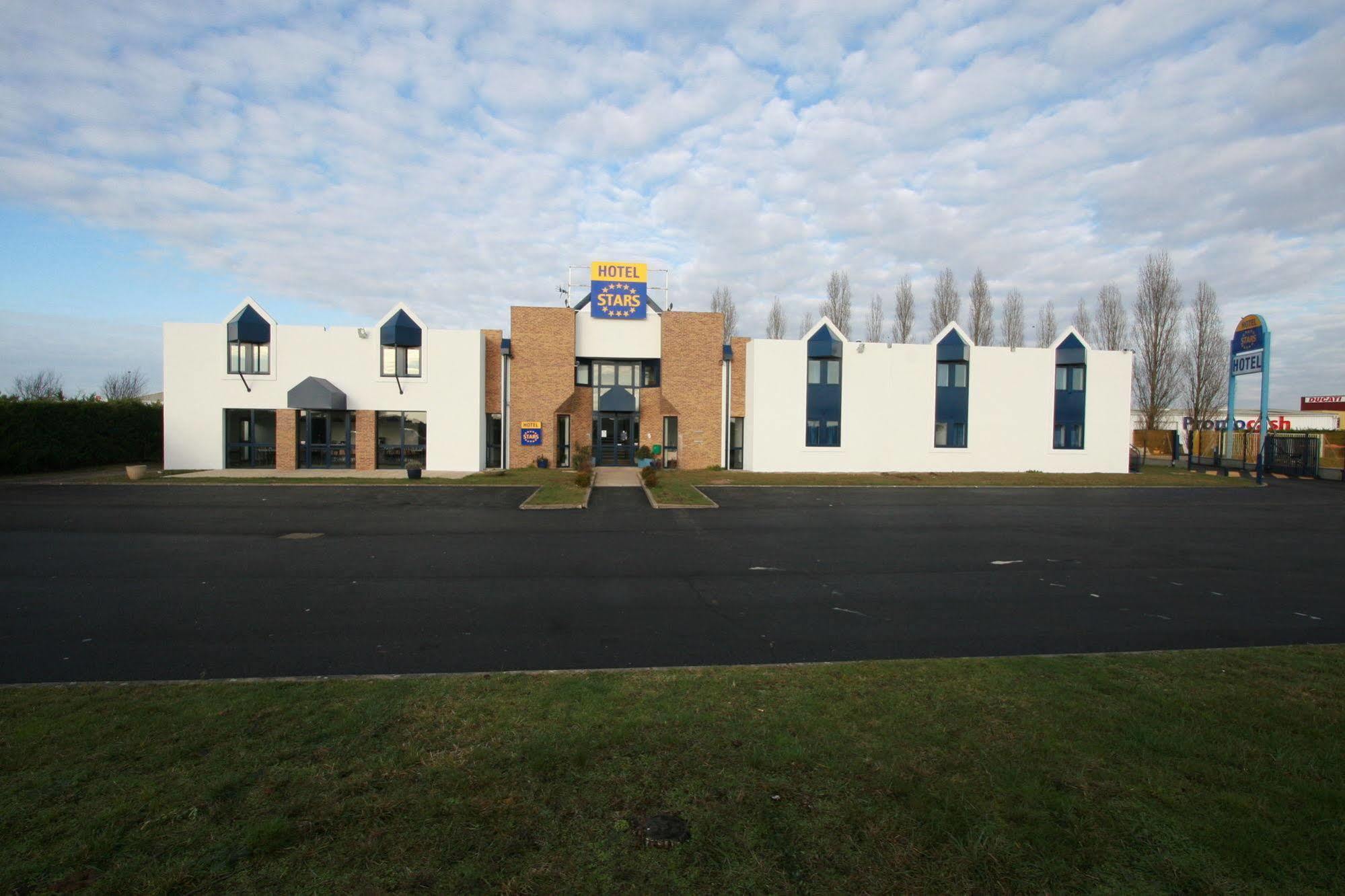 Kyriad Direct Dreux Exterior foto